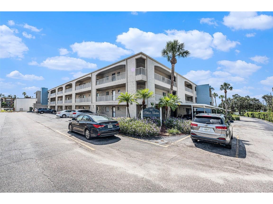215 Valencia Boulevard #308 Belleair Bluffs FL 33770 TB8423413 image1