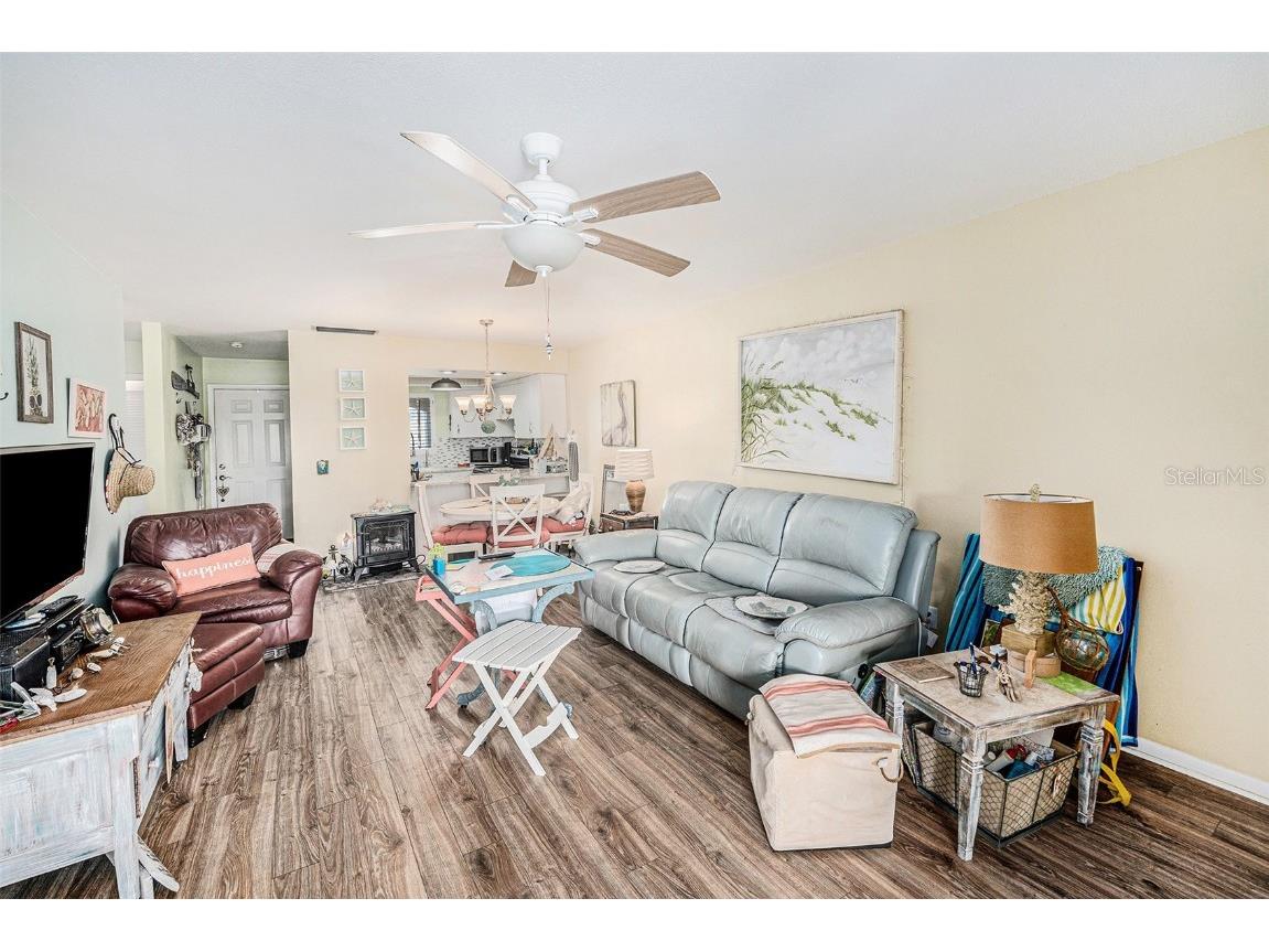 215 Valencia Boulevard #308 Belleair Bluffs FL 33770 TB8423413 image5