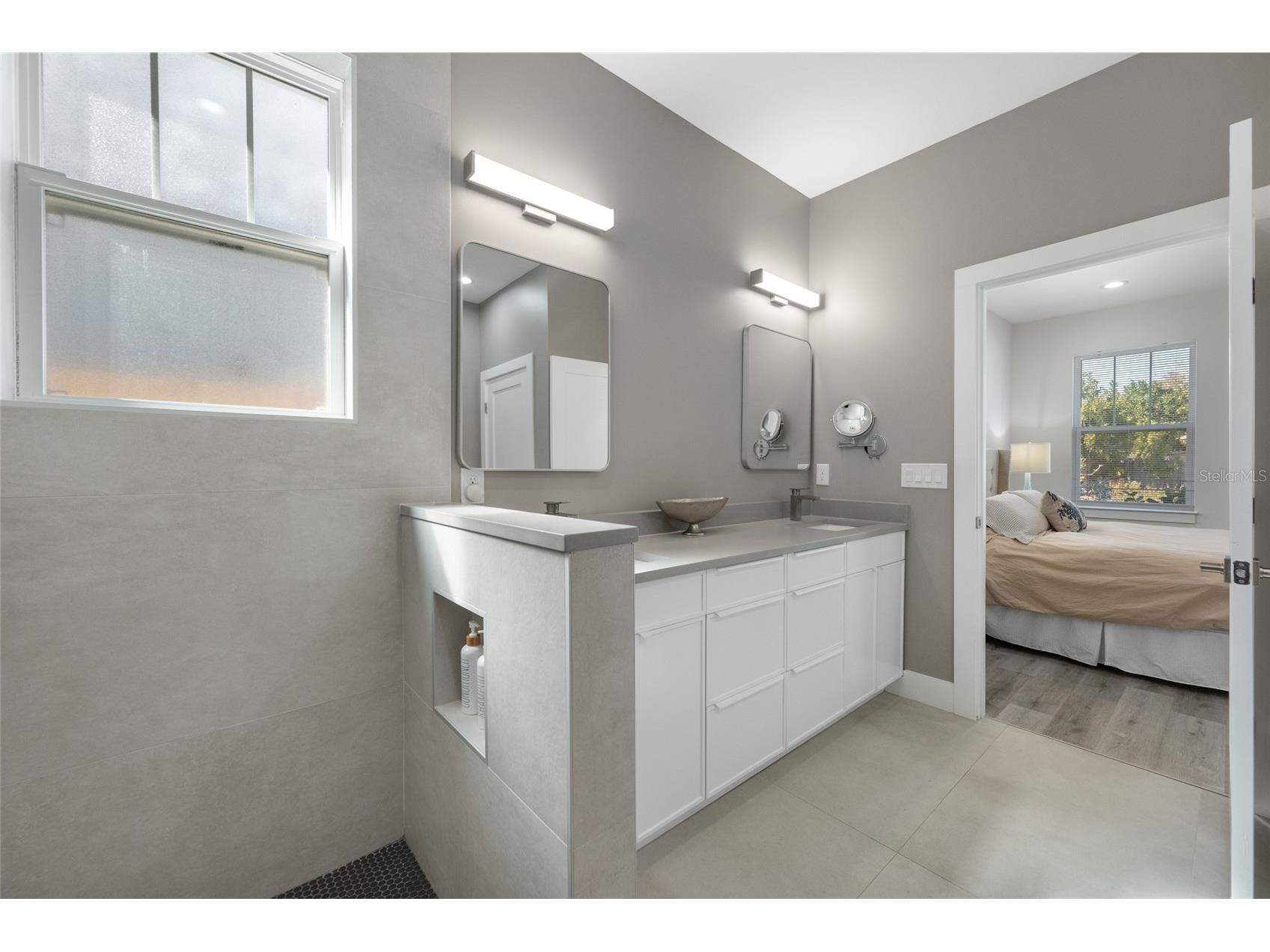 2150 43rd Terrace N Saint Petersburg FL 33714 TB8475372 image31