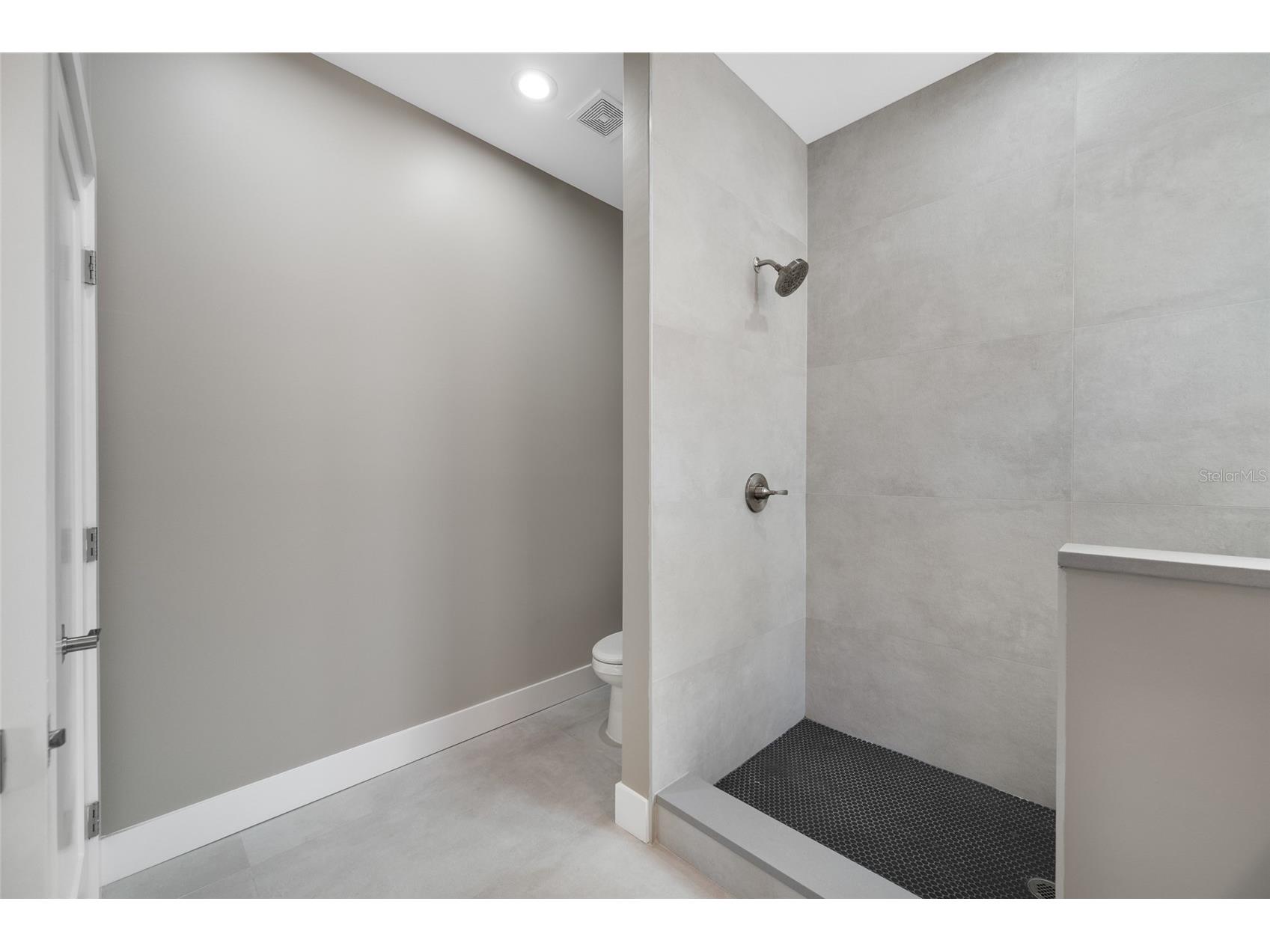 2150 43rd Terrace N Saint Petersburg FL 33714 TB8475372 image33