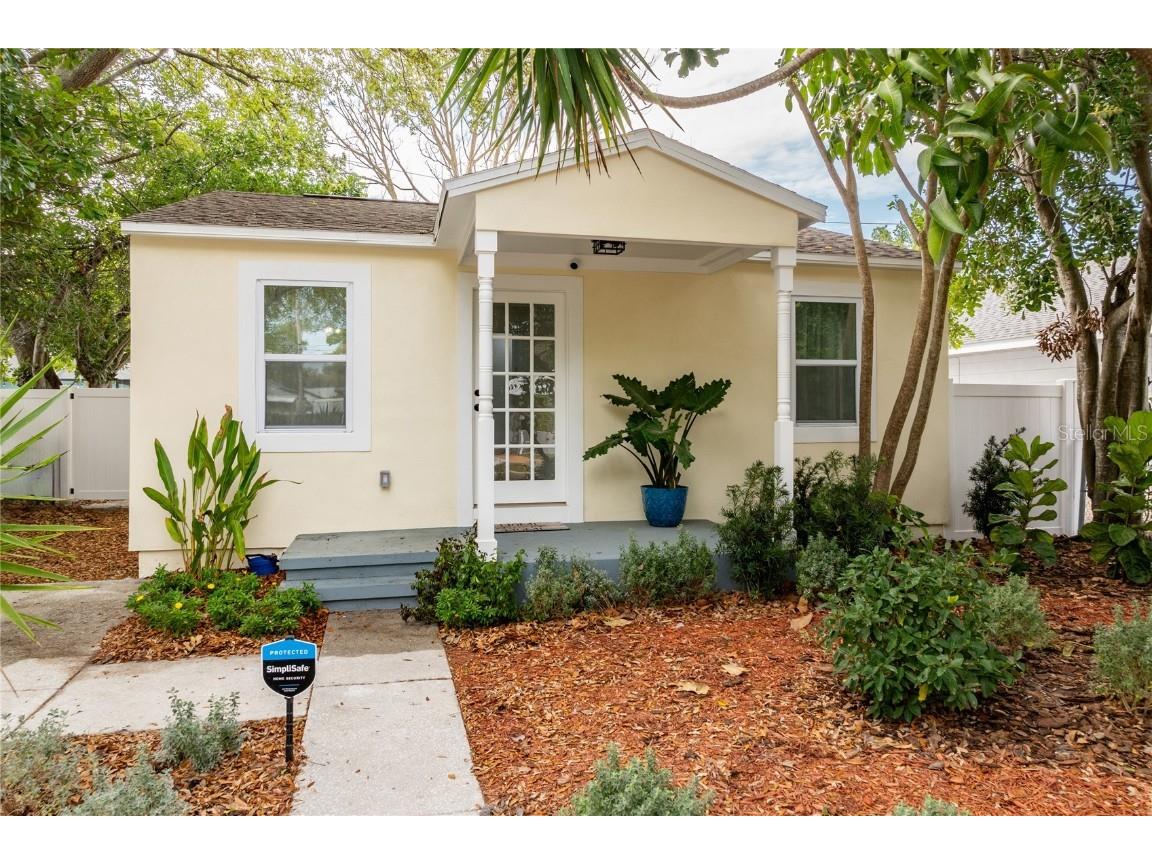 2150 44th Avenue N Saint Petersburg FL 33714 U8233953 image1