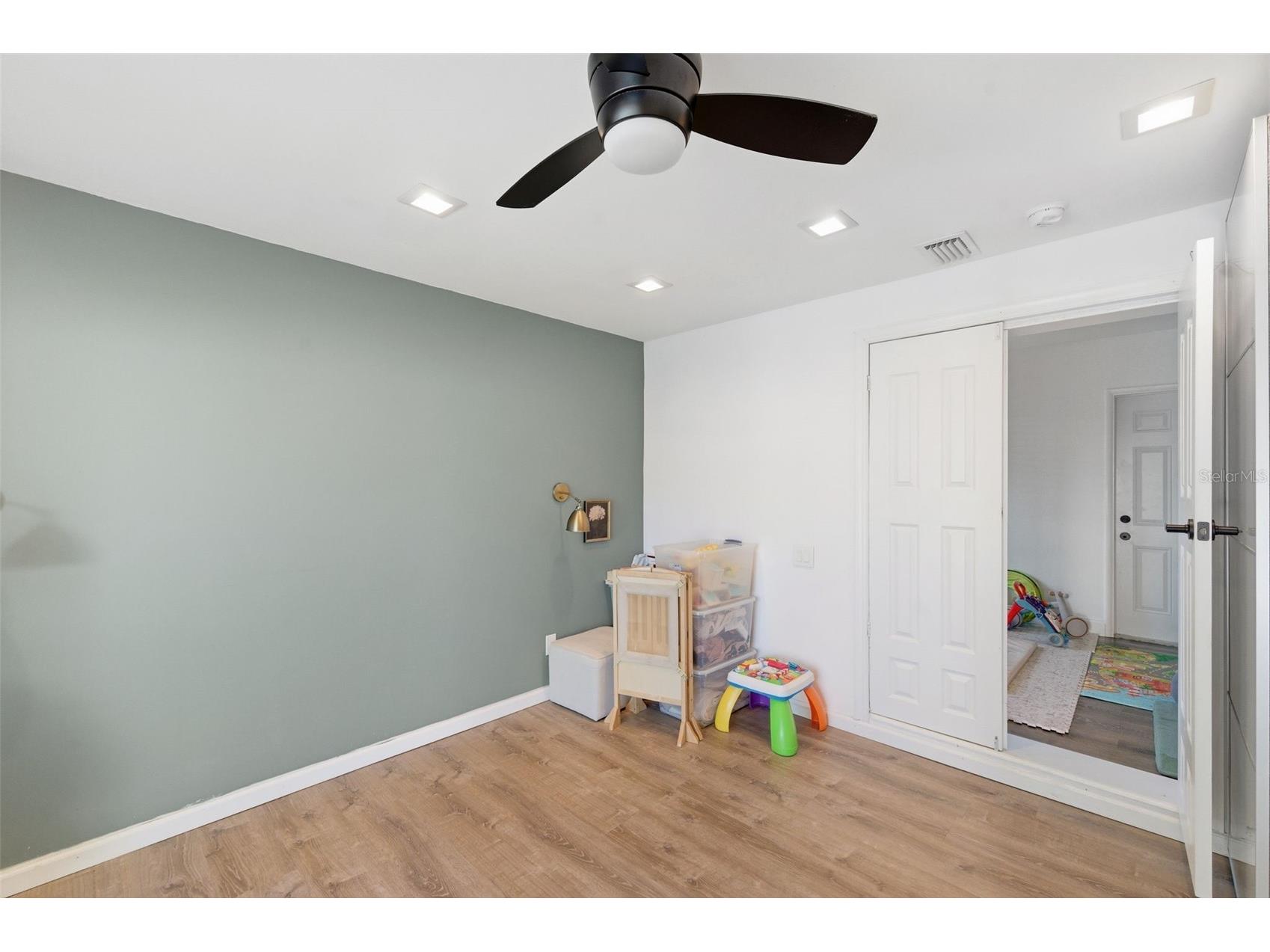 2150 76th Street N Saint Petersburg FL 33710 TB8508040 image10