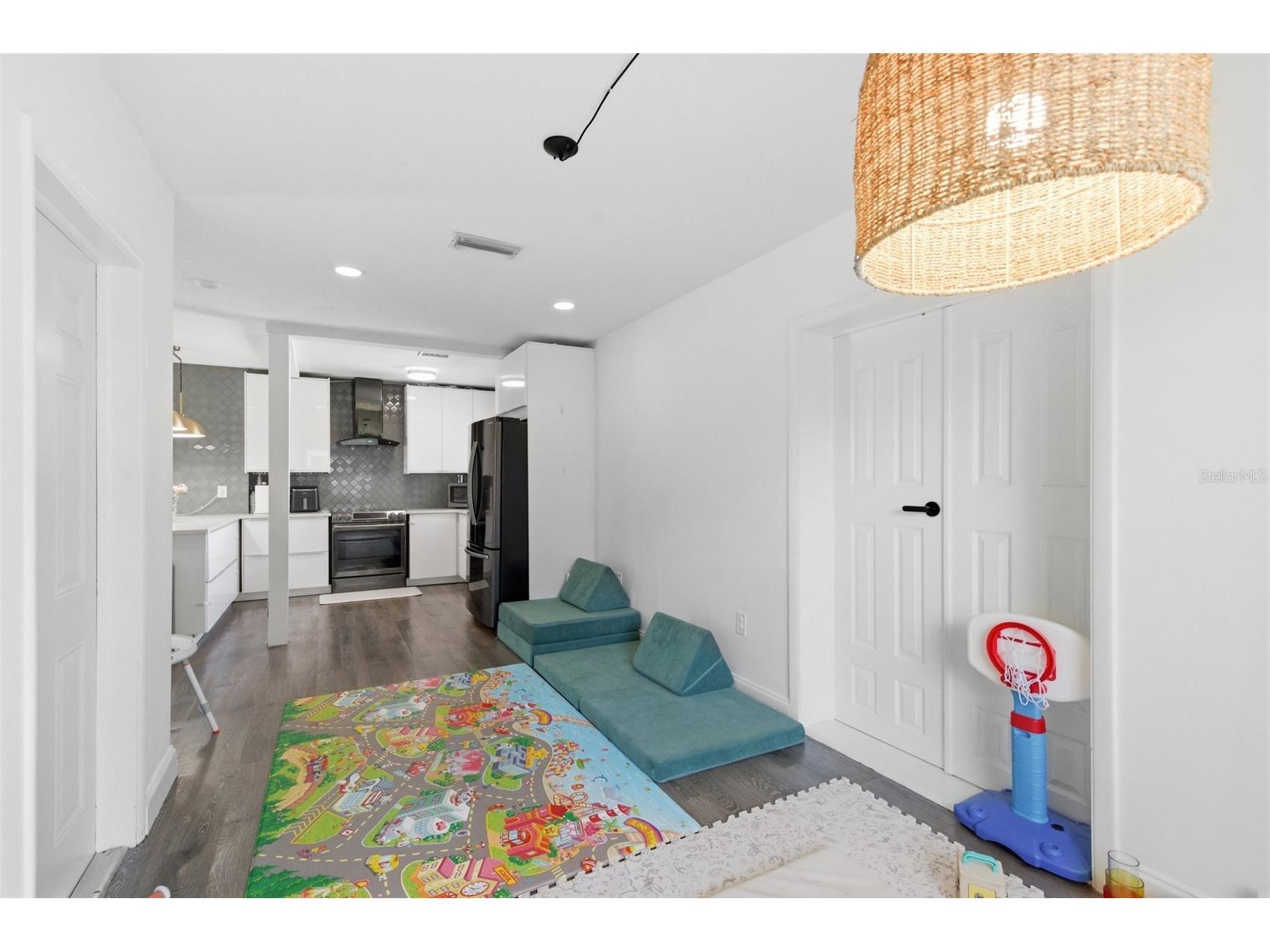 2150 76th Street N Saint Petersburg FL 33710 TB8508040 image20