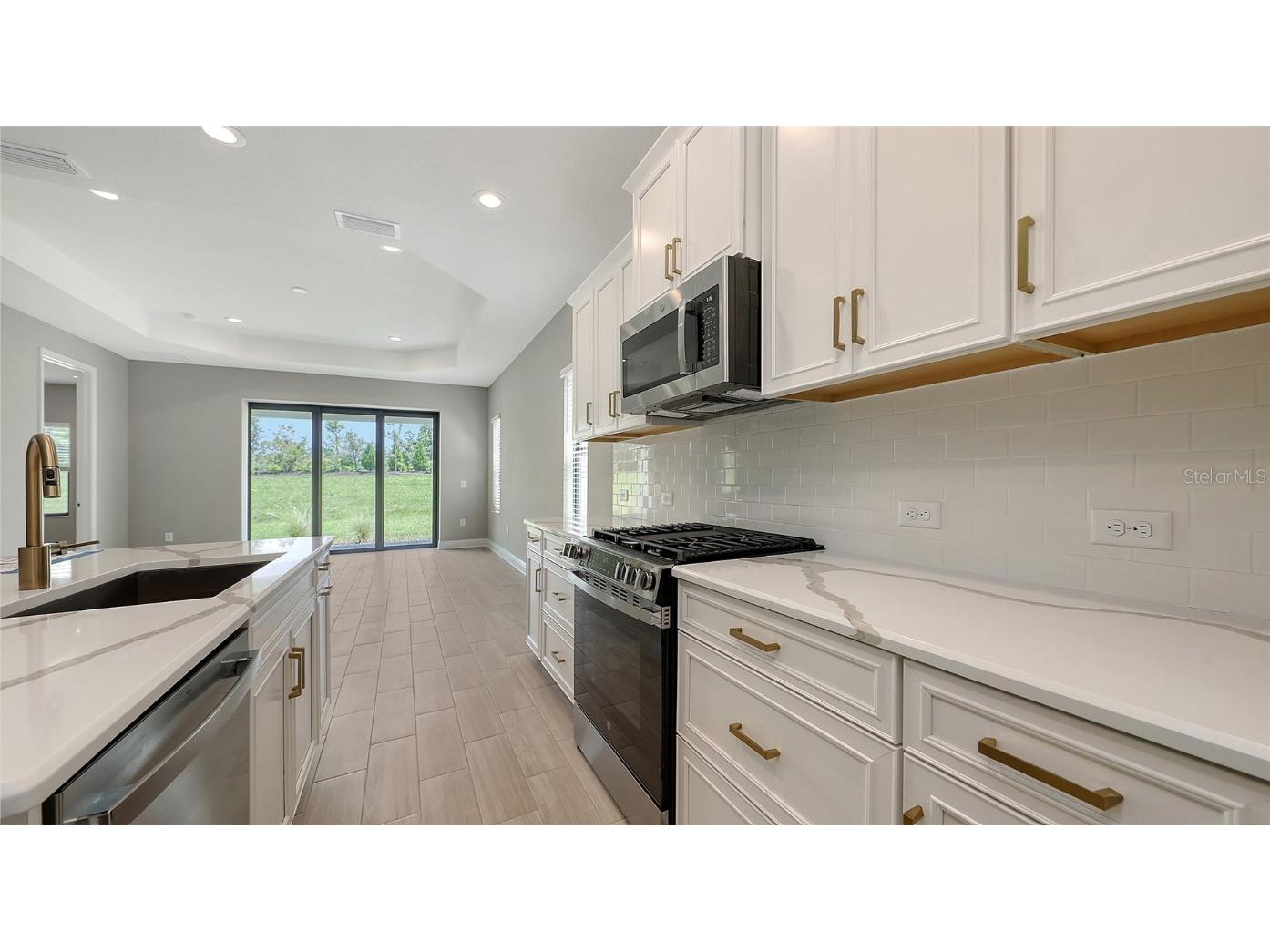 2150 Bamboo Palm Cove Bradenton FL 34212 A4660567 image17