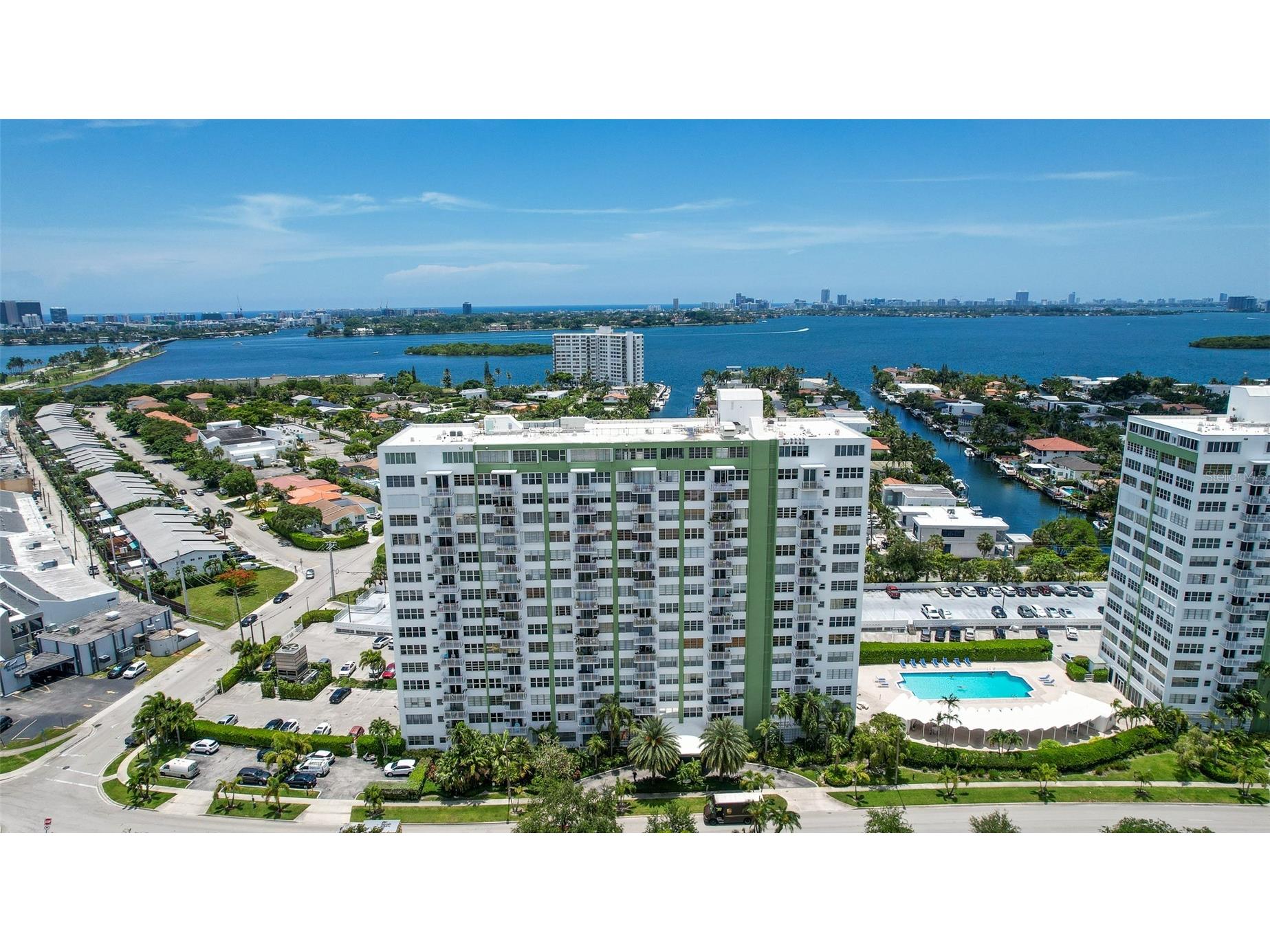 2150 Sans Souci Boulevard #C402 North Miami FL 33181 TB8523796 image1