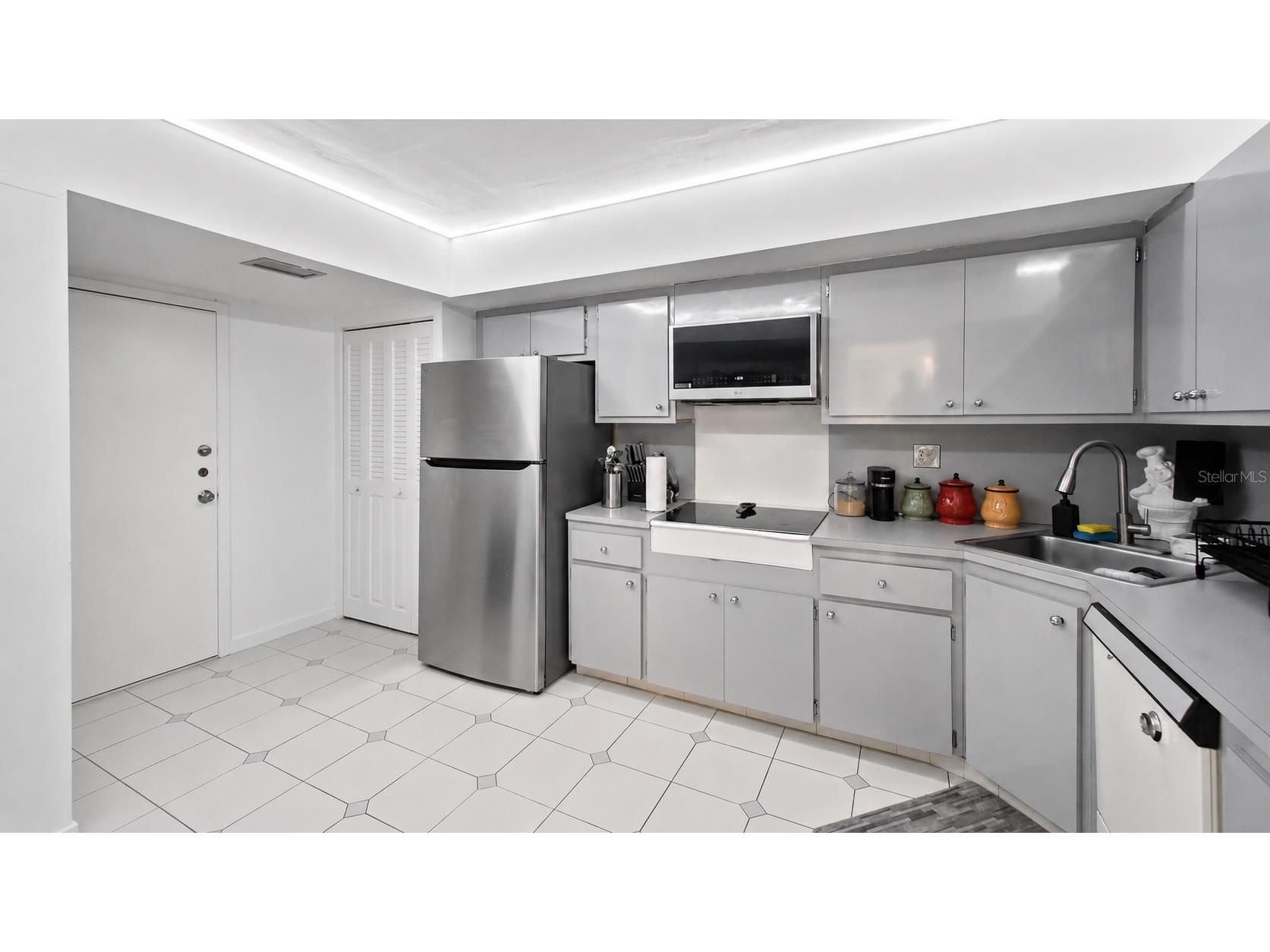 2150 Sans Souci Boulevard #C402 North Miami FL 33181 TB8523796 image14