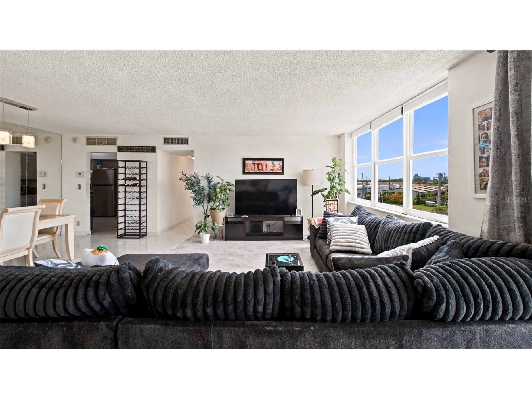 2150 Sans Souci Boulevard #C402 North Miami FL 33181 TB8523796 image8
