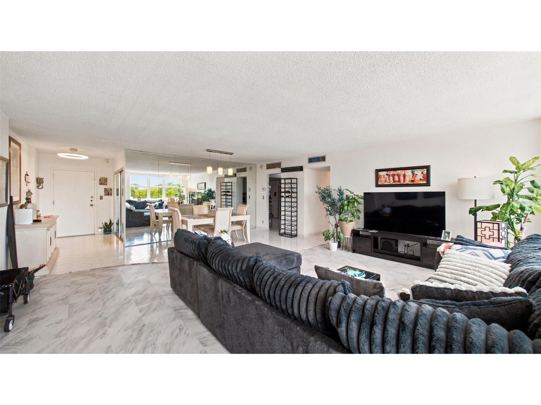 2150 Sans Souci Boulevard #C402 North Miami FL 33181 TB8523796 image9