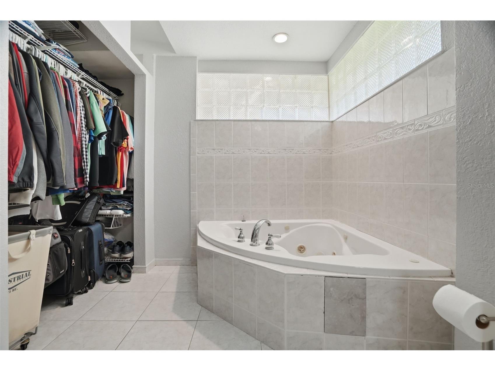 2150 Wrens Way Clearwater FL 33764 TB8511941 image43