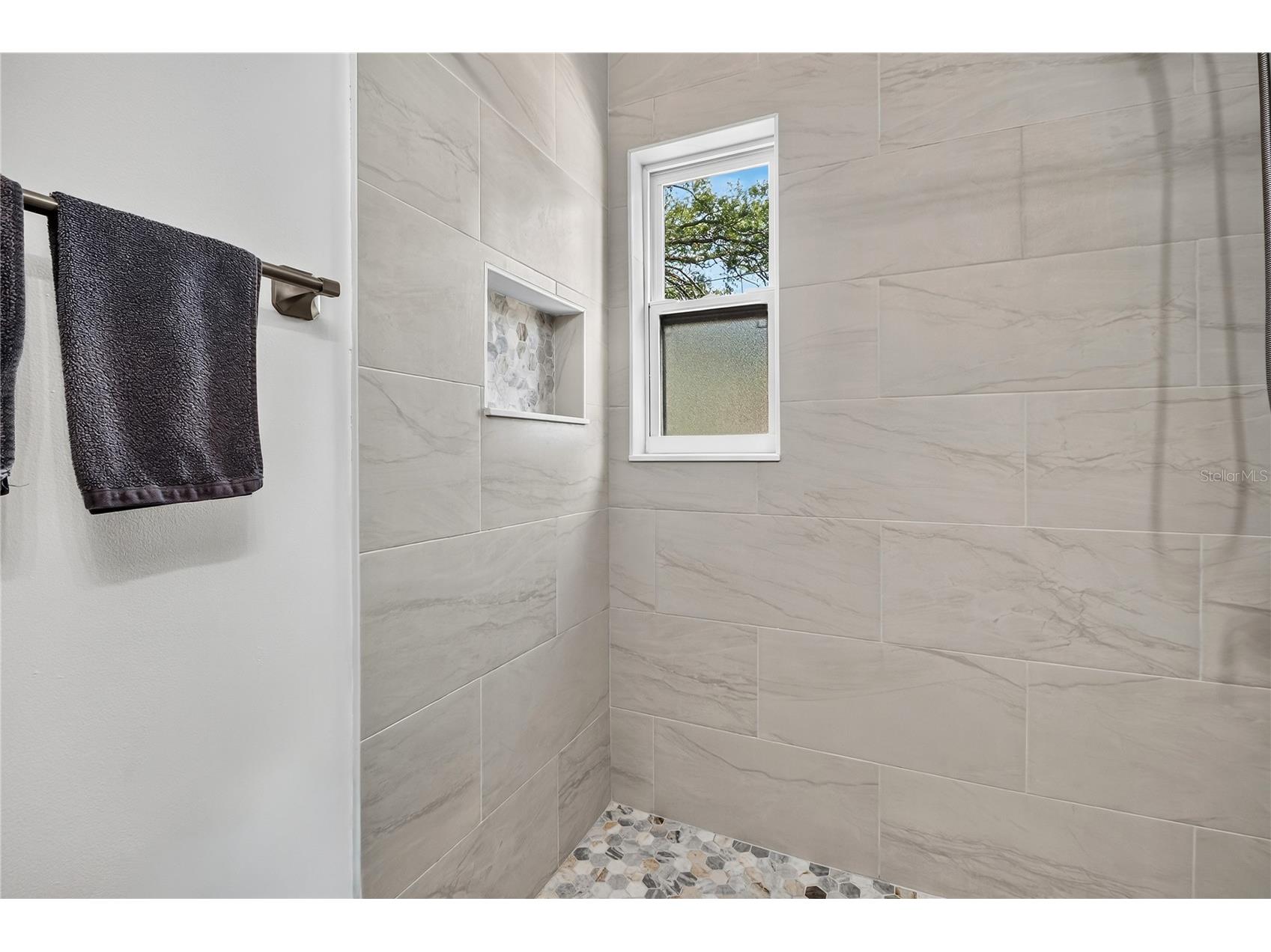 2151 44th Avenue N Saint Petersburg FL 33714 TB8527822 image15