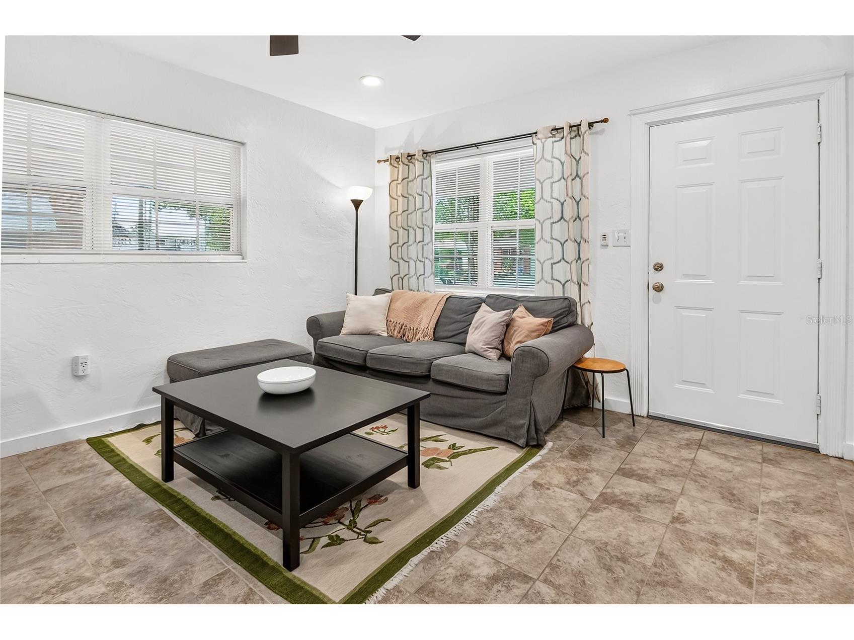 2151 44th Avenue N Saint Petersburg FL 33714 TB8527822 image7