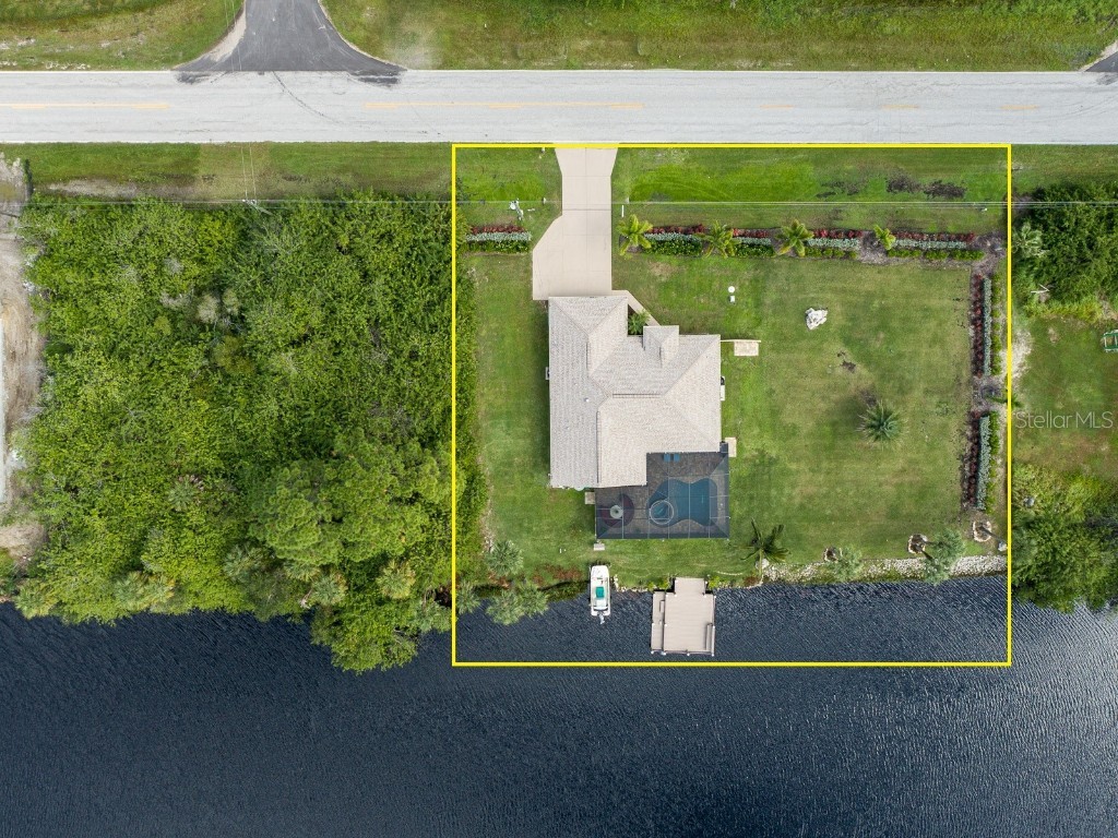 2151 Cornelius Boulevard Port Charlotte FL 33953 C7450036 image1