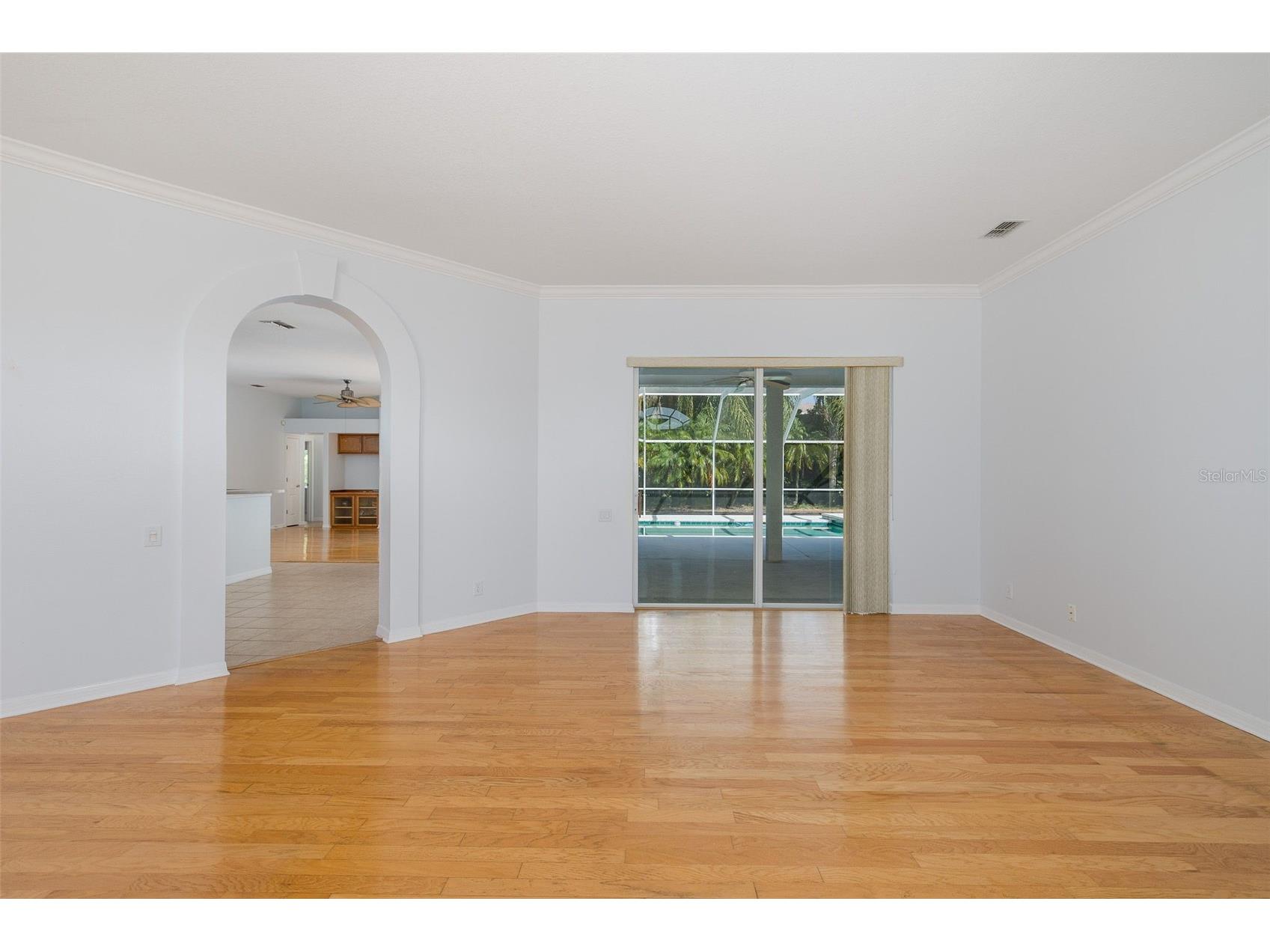 2151 Edelweiss Loop Trinity FL 34655 W7887375 image8