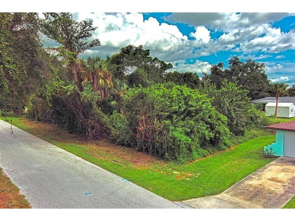 21511 Carleton Avenue Port Charlotte FL 33952 O6344688 image1