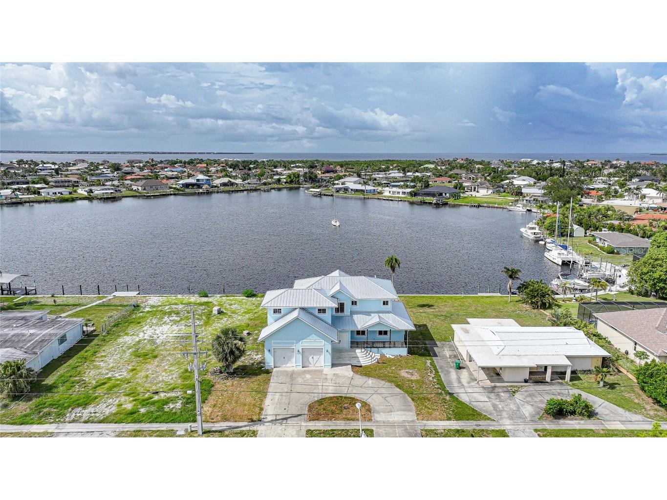 21519 Edgewater Drive Port Charlotte FL 33952 - ELKCAM WATERWAY D6142923 image1