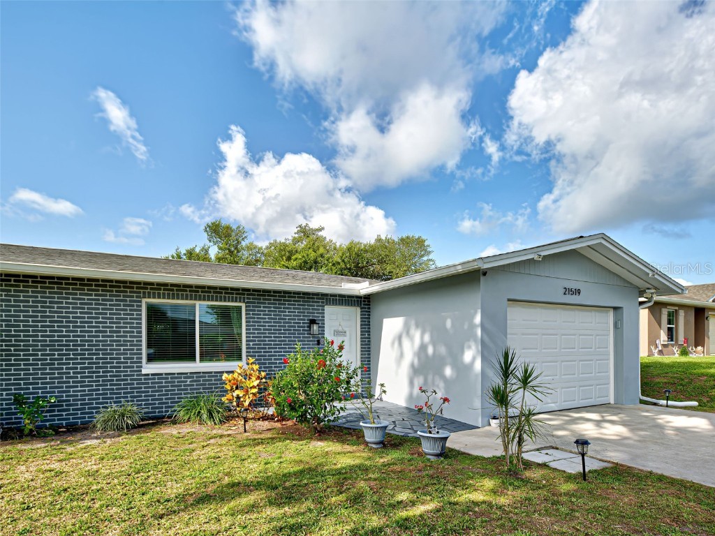 21519 Fairway Ave Port Charlotte FL 33952 D6142677 image2