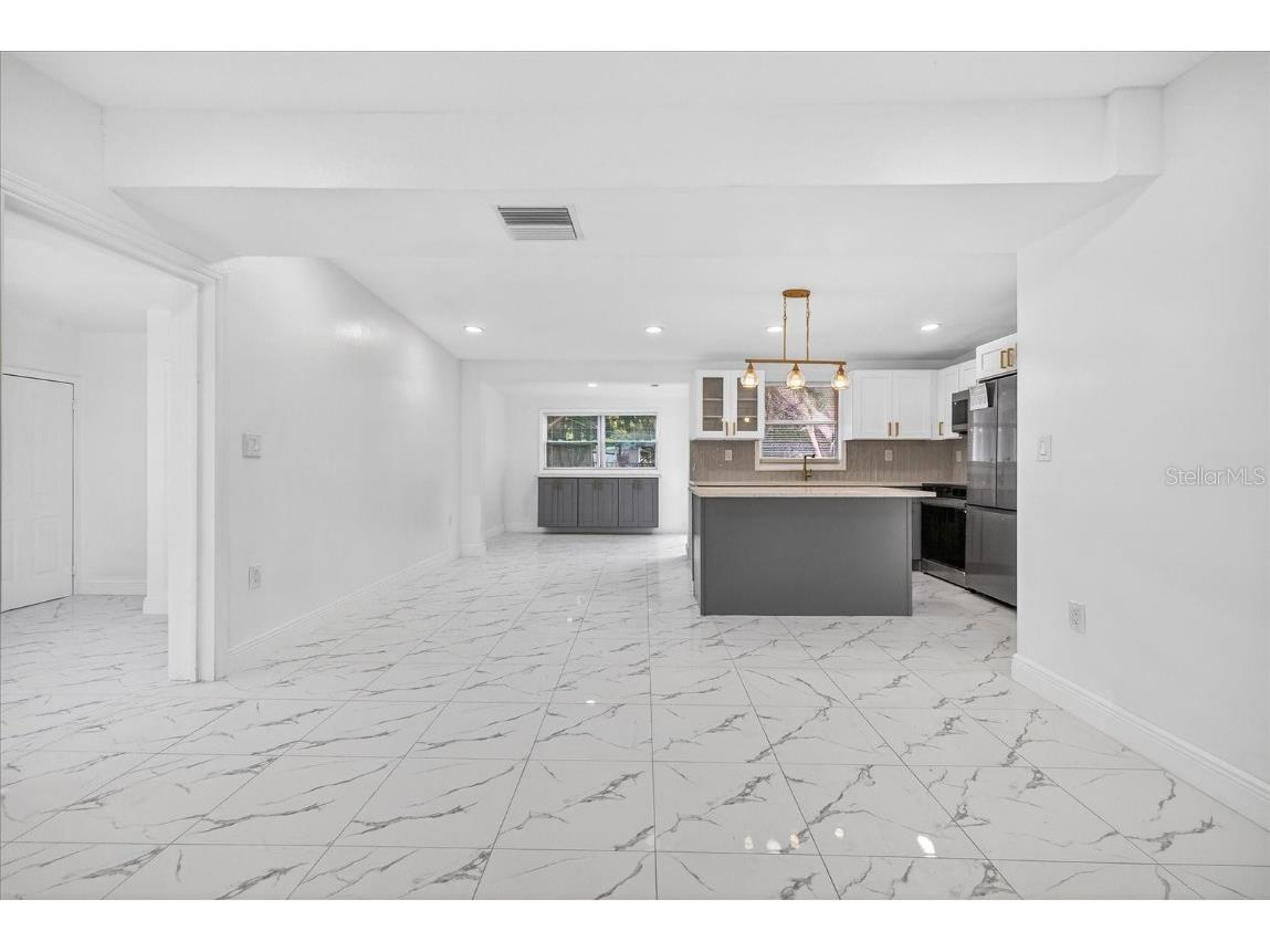 2152 Barcelona Drive Clearwater FL 33764 TB8453998 image10