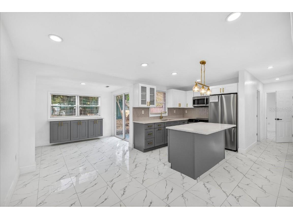 2152 Barcelona Drive Clearwater FL 33764 TB8453998 image7