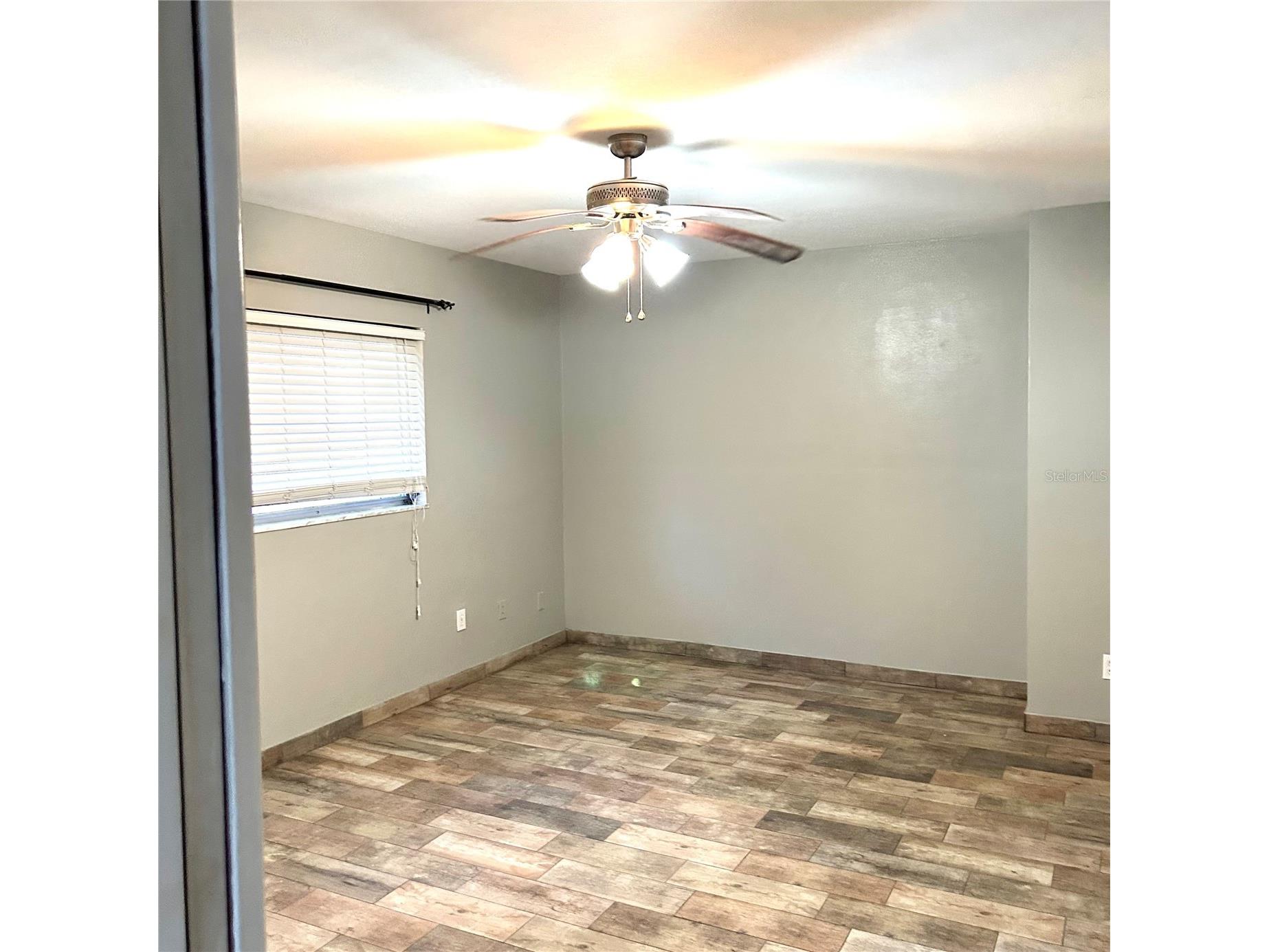 2152 Greenbriar Boulevard Clearwater FL 33763 TB8532714 image21