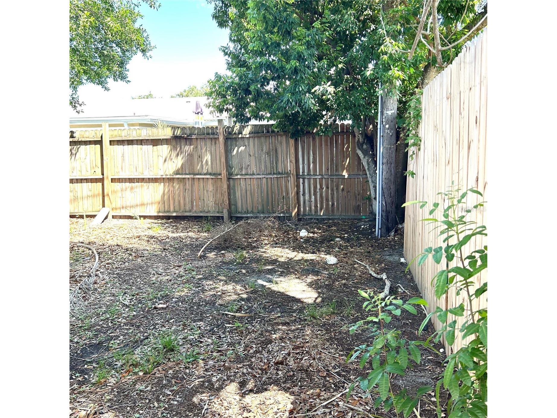 2152 Greenbriar Boulevard Clearwater FL 33763 TB8532714 image41