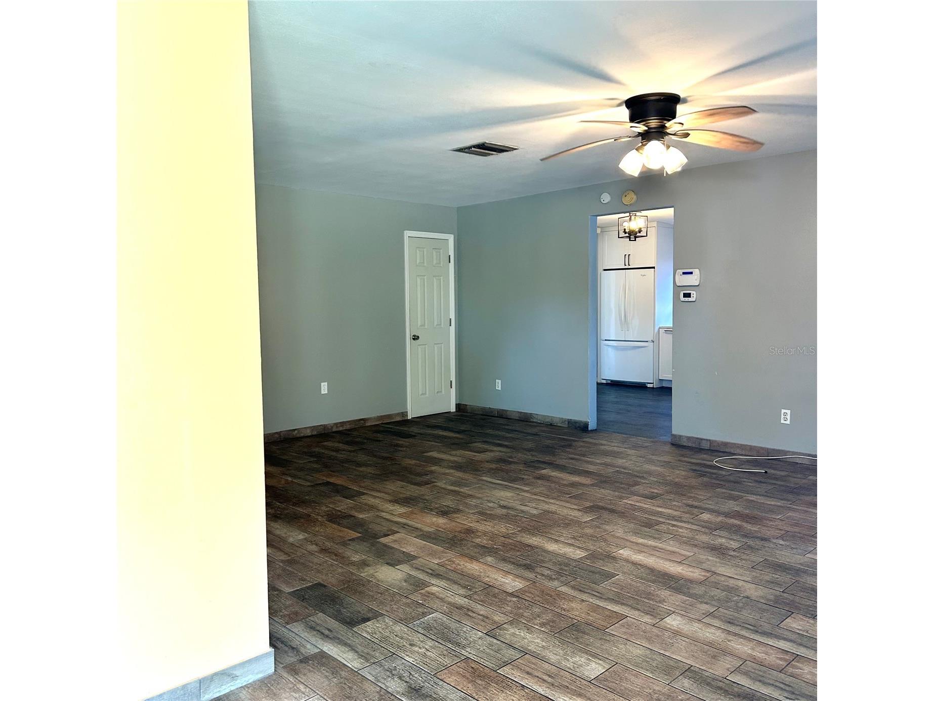2152 Greenbriar Boulevard Clearwater FL 33763 TB8532714 image5