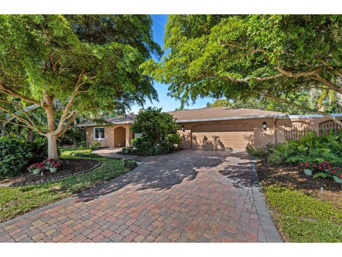 2153 Lake Shore Drive Nokomis FL 34275 A4580204 image1