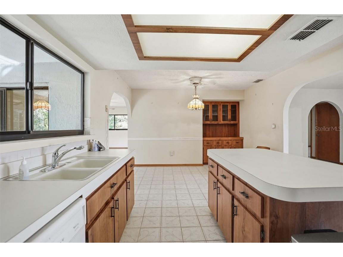 2153 Marble Avenue Spring Hill FL 34609 W7880655 image15