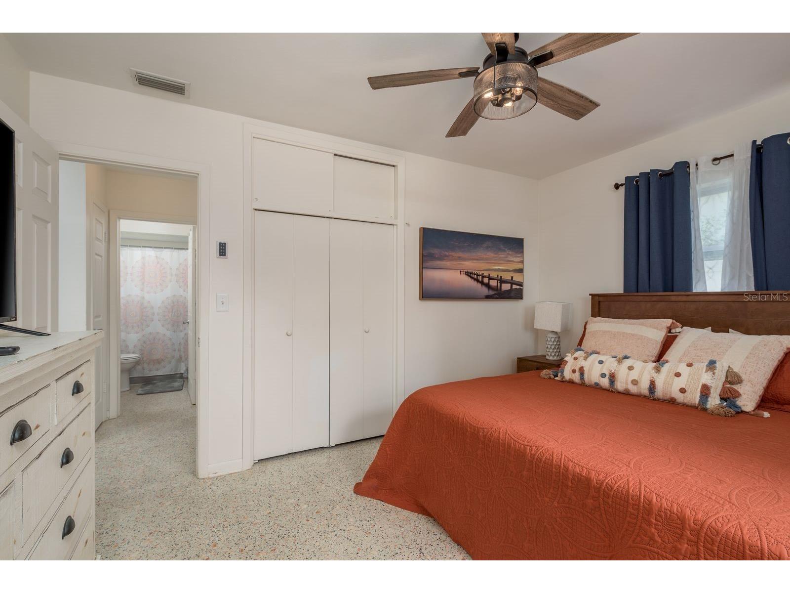 2153 Pocahontas Drive Largo FL 33774 TB8493281 image16