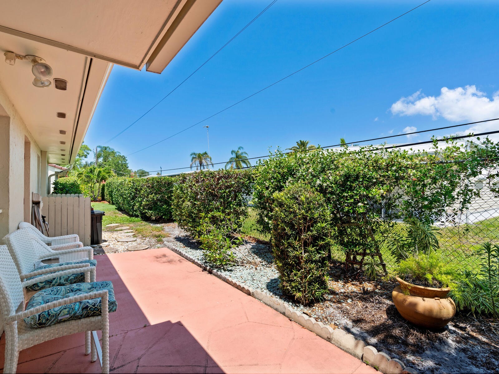 2153 Pueblo Circle #V14 Sarasota FL 34231 A4679111 image20