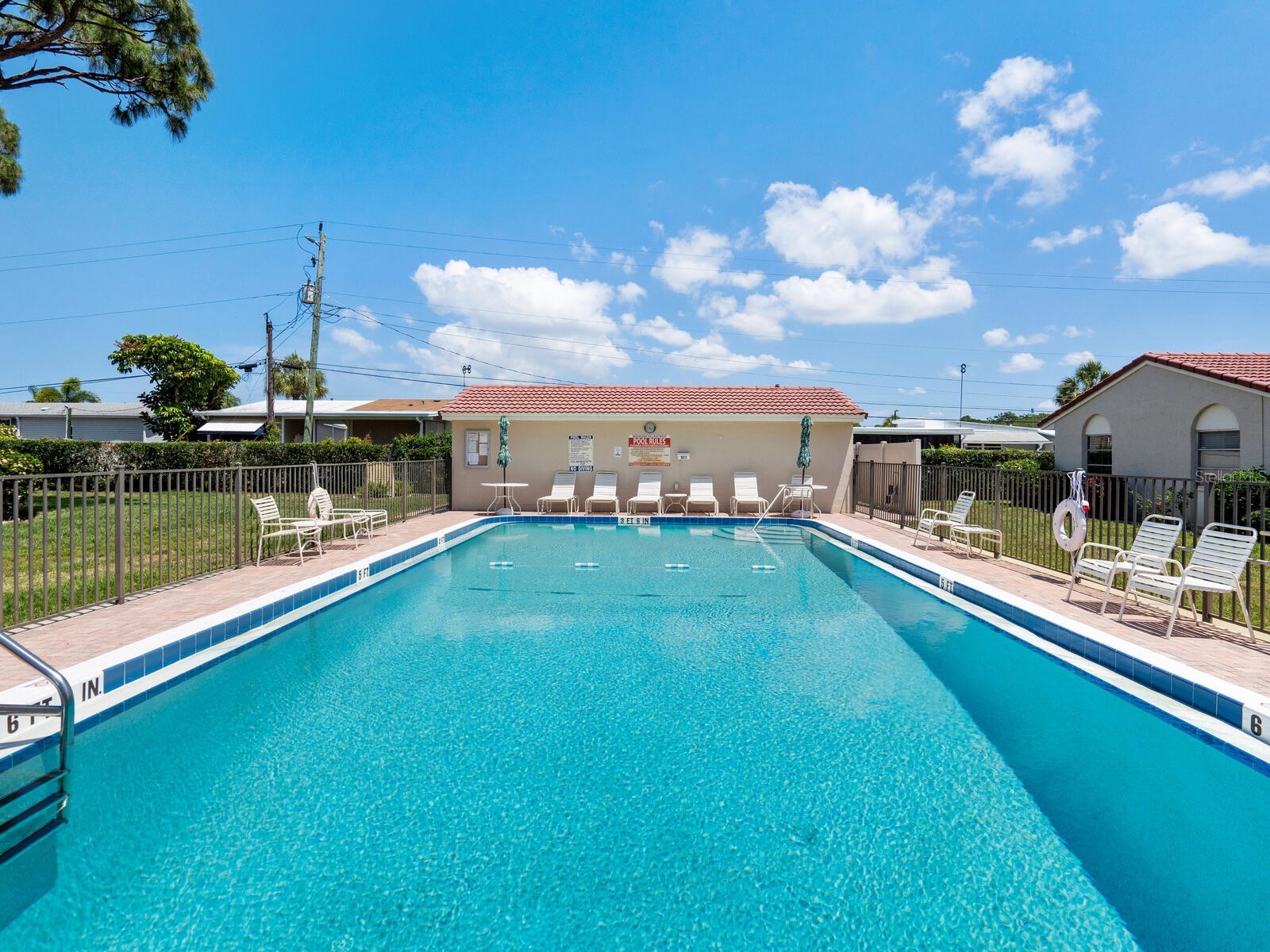 2153 Pueblo Circle #V14 Sarasota FL 34231 A4679111 image24