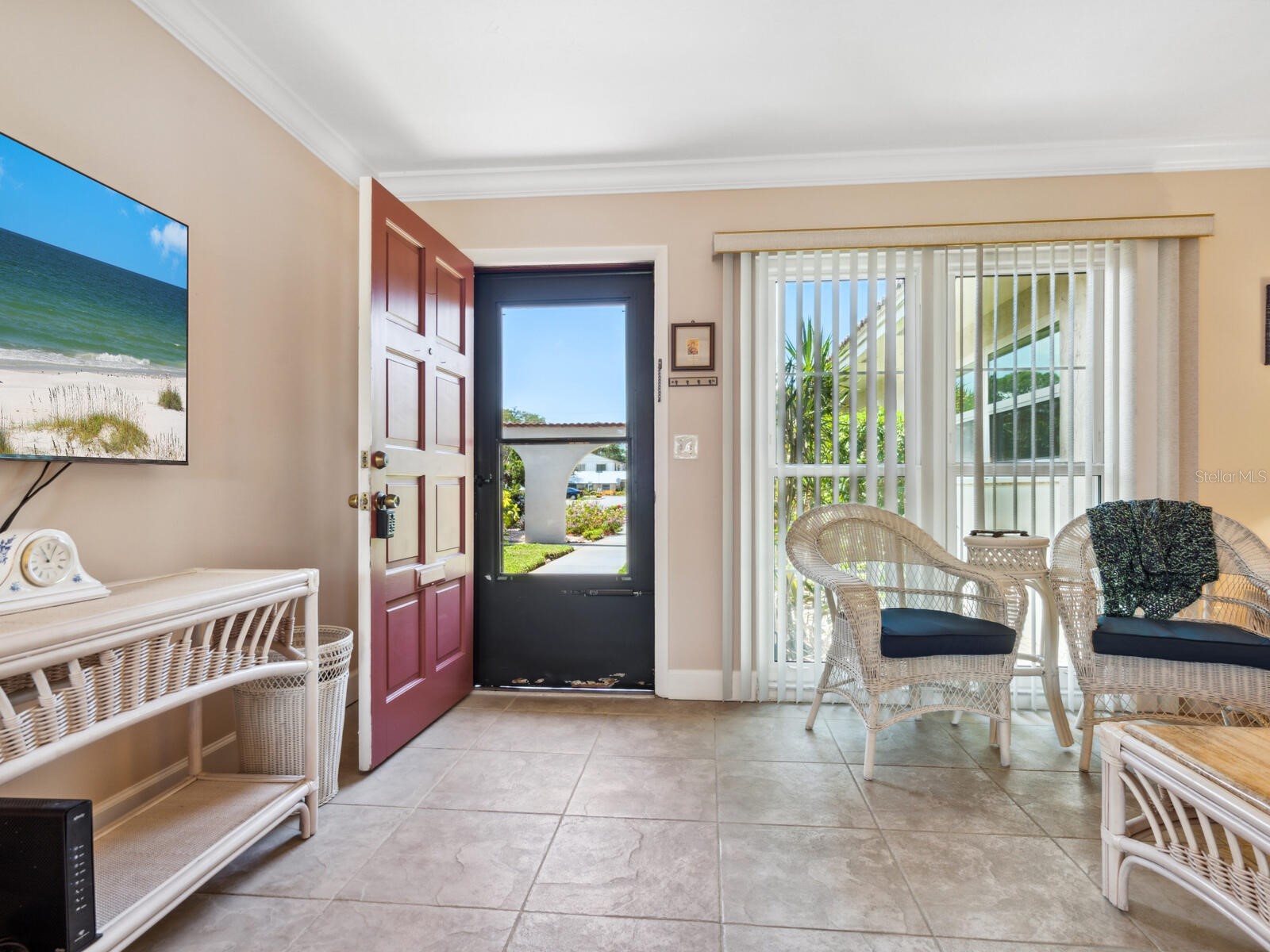 2153 Pueblo Circle #V14 Sarasota FL 34231 A4679111 image5