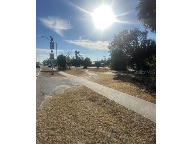 2154 Dr Martin Luther King Jr Way Sarasota FL 34234 A4682128 image17