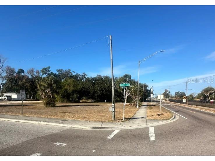 2154 Dr Martin Luther King Jr Way Sarasota FL 34234 A4682128 image6