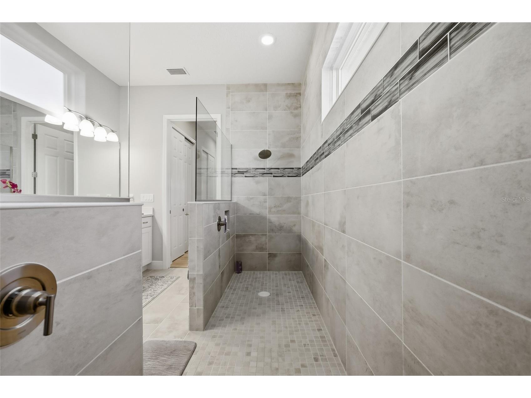 2154 Wallingford Loop Mount Dora FL 32757 O6372764 image32