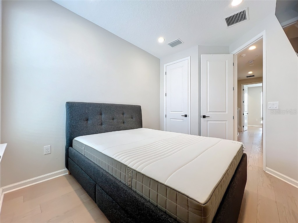 2154 Whitney Marsh Alley Orlando FL 32804 O6332733 image32