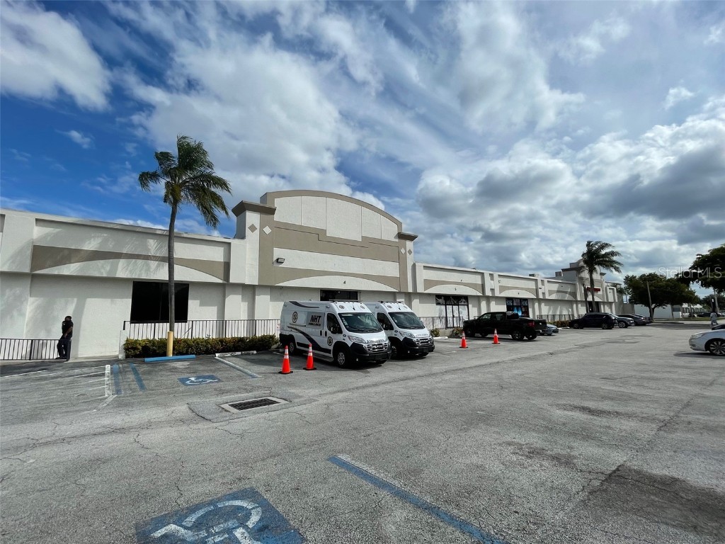 2154 Zip Code Place West Palm Beach FL 33409 V4945727 image1