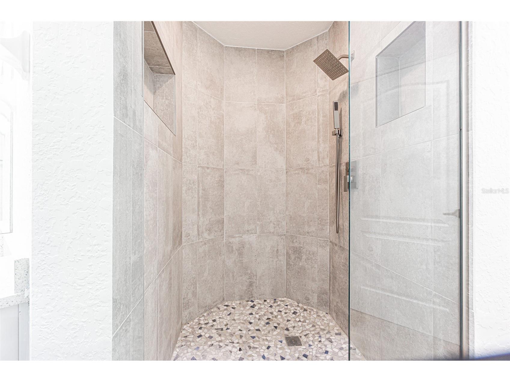 21542 Clubside Loop Lutz FL 33549 TB8528358 image15