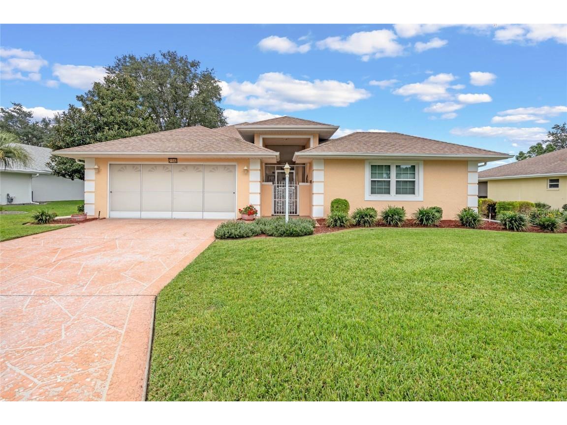 21542 King Henry Avenue Leesburg FL 34748 G5073740 image1