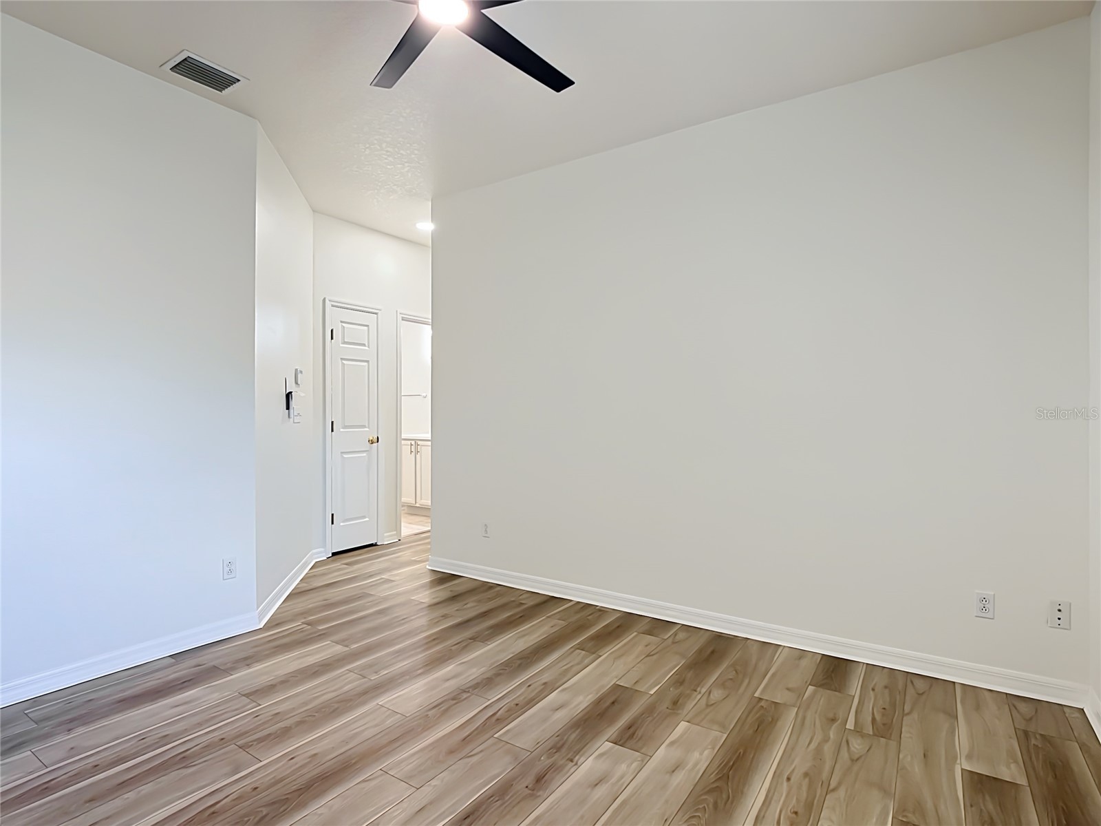 2155 Barratt Court Saint Cloud FL 34771 O6410806 image32