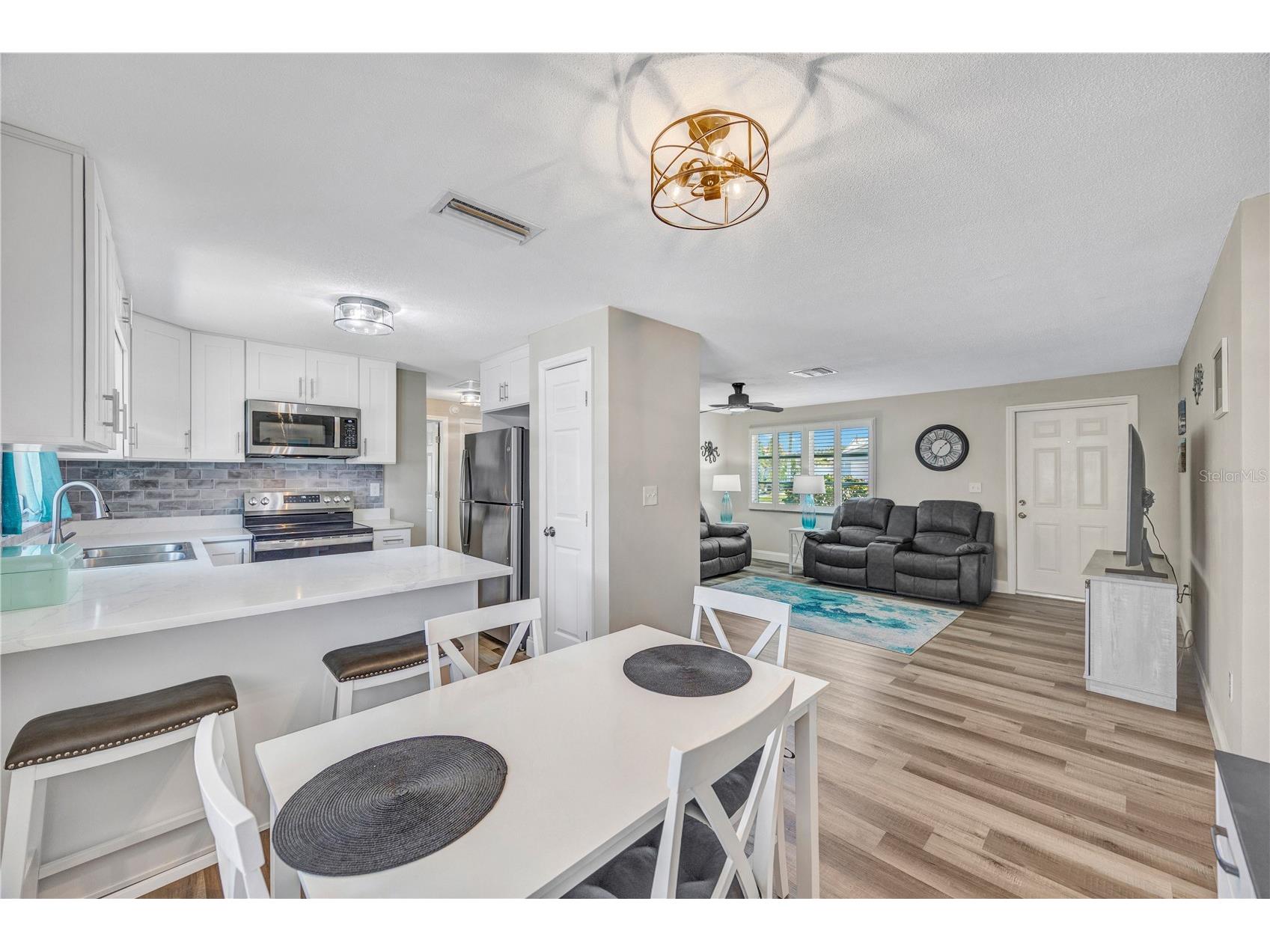 2155 Edythe Dr Dunedin FL 34698 TB8503445 image10