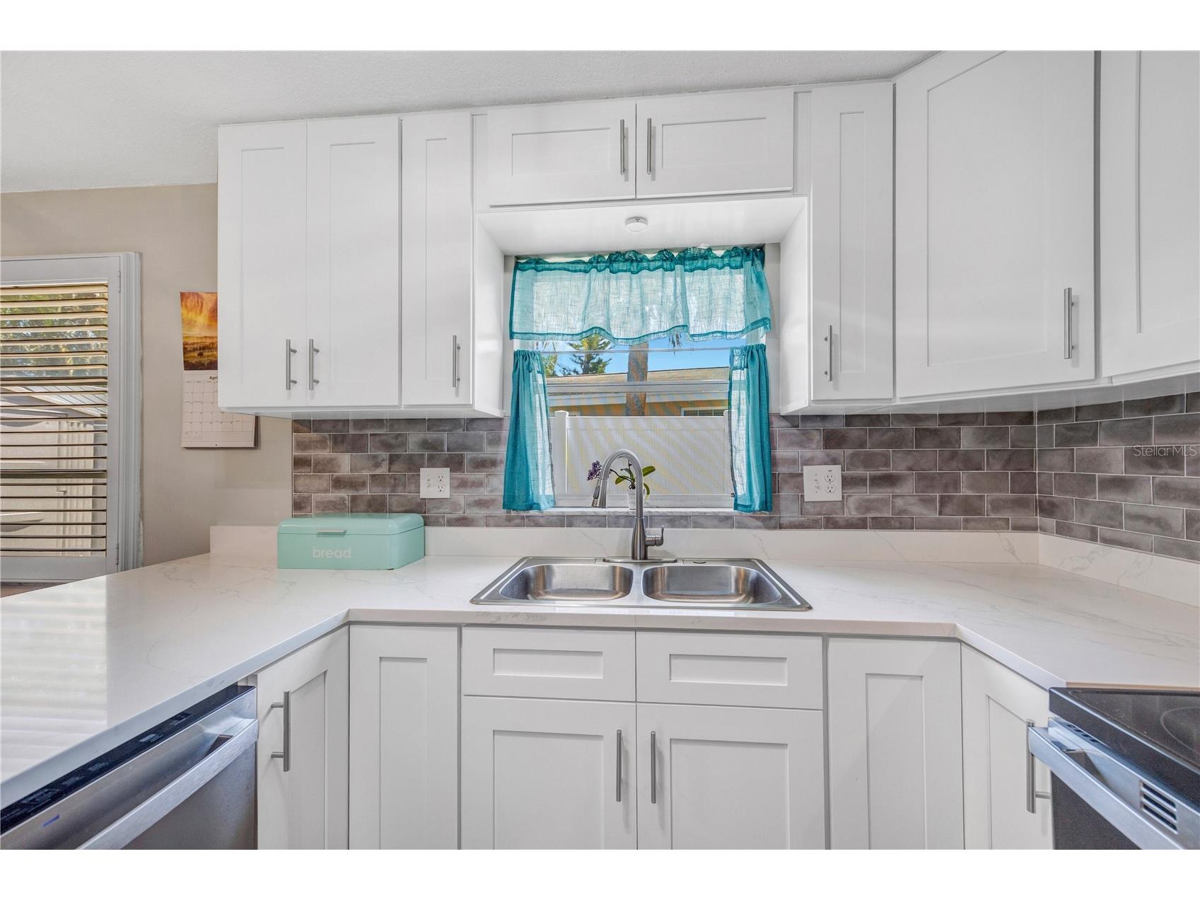 2155 Edythe Dr Dunedin FL 34698 TB8503445 image14