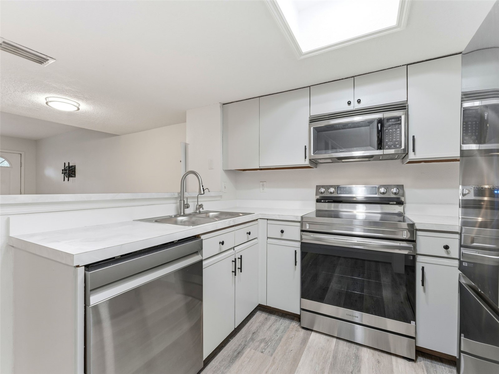 2155 Fox Chase Boulevard Palm Harbor FL 34683 TB8493718 image12