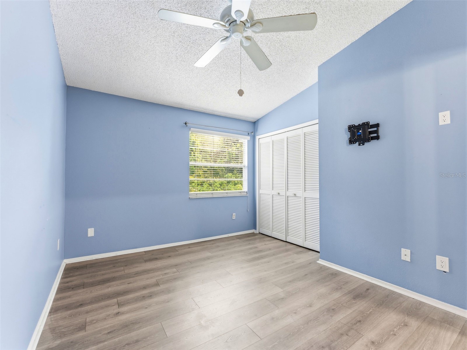 2155 Fox Chase Boulevard Palm Harbor FL 34683 TB8493718 image16
