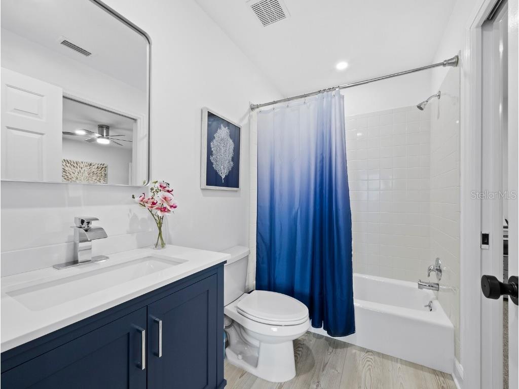 2155 Harbourside Drive #804 Longboat Key FL 34228 A4666643 image30