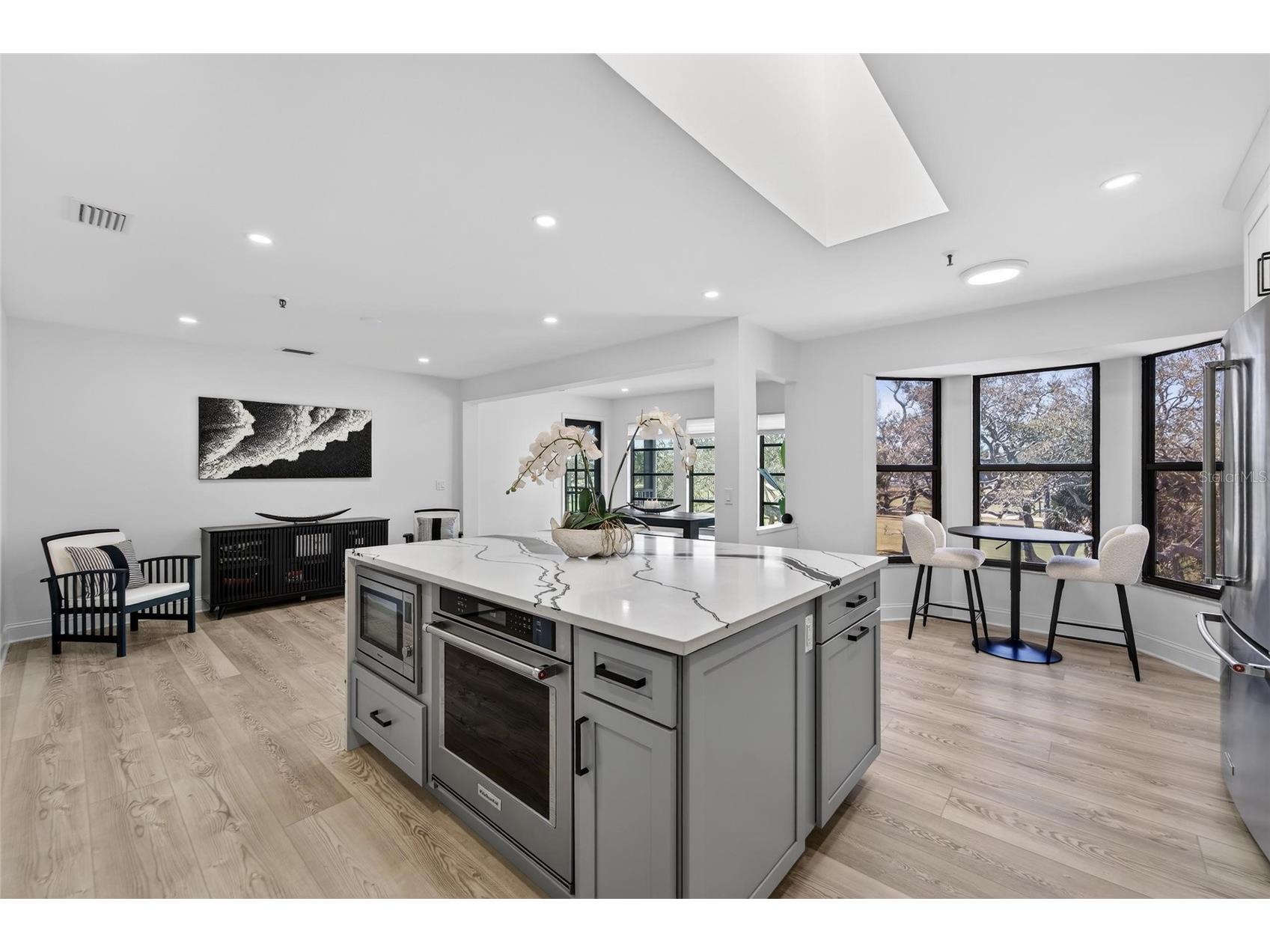 2155 Harbourside Drive #804 Longboat Key FL 34228 A4681778 image15