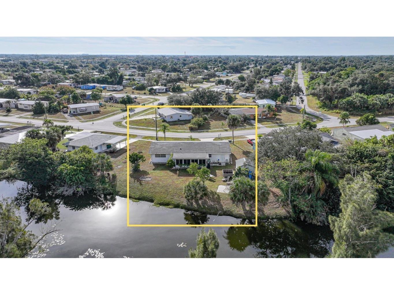 2155 Lakeshore Circle Port Charlotte FL 33952 - MORNINGSTAR WATERWAY C7519148 image3