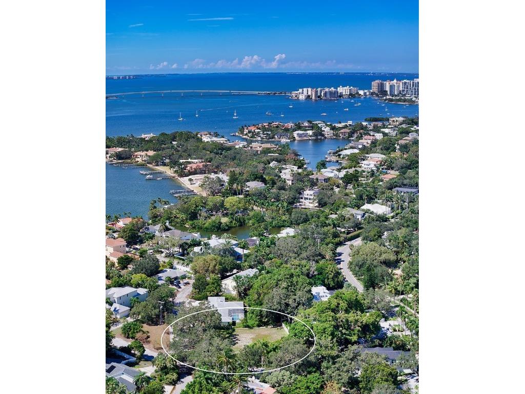 2155 Oriole Drive Sarasota FL 34239 A4624997 image1