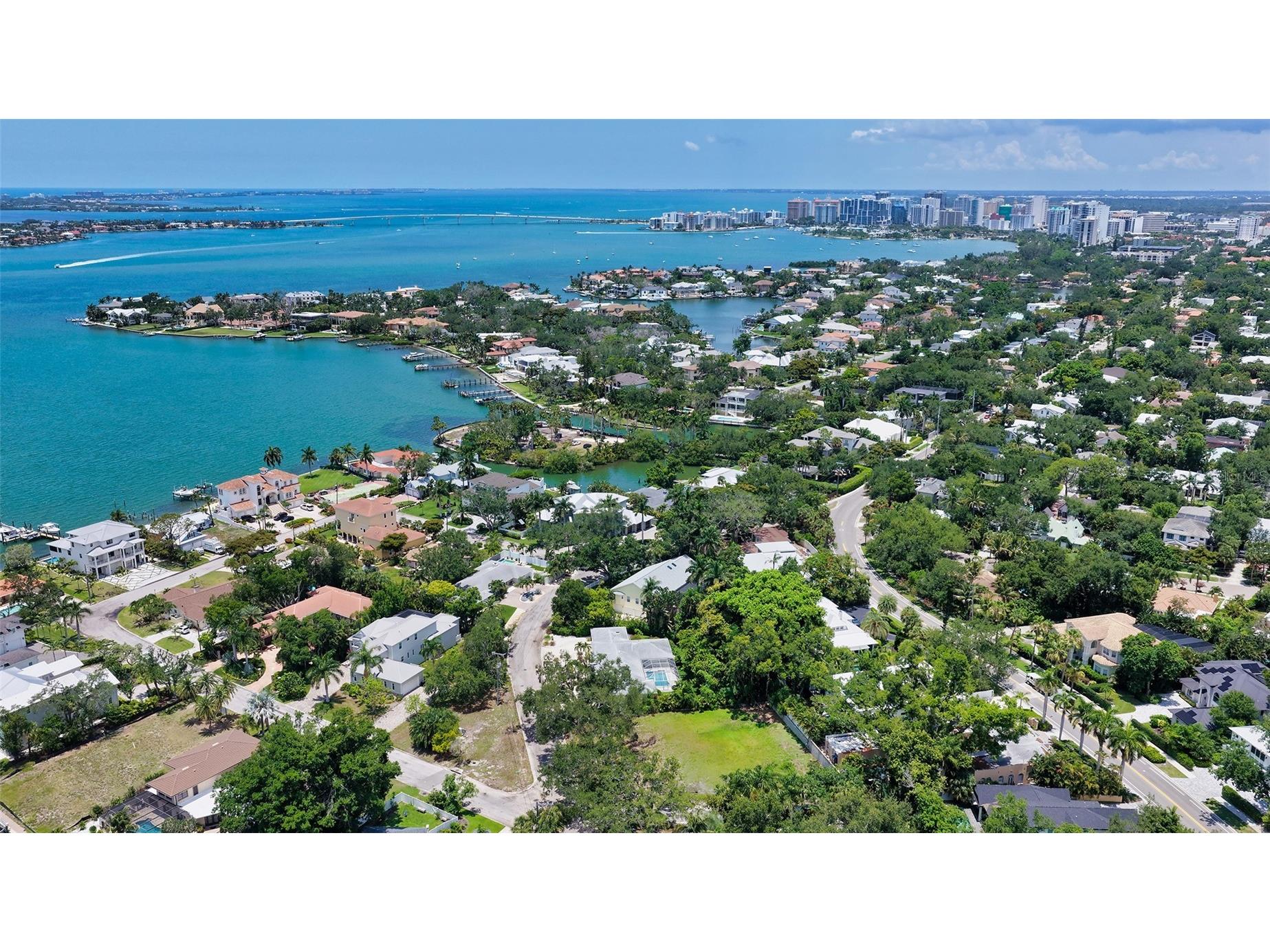 2155 Oriole Drive Sarasota FL 34239 A4697537 image12