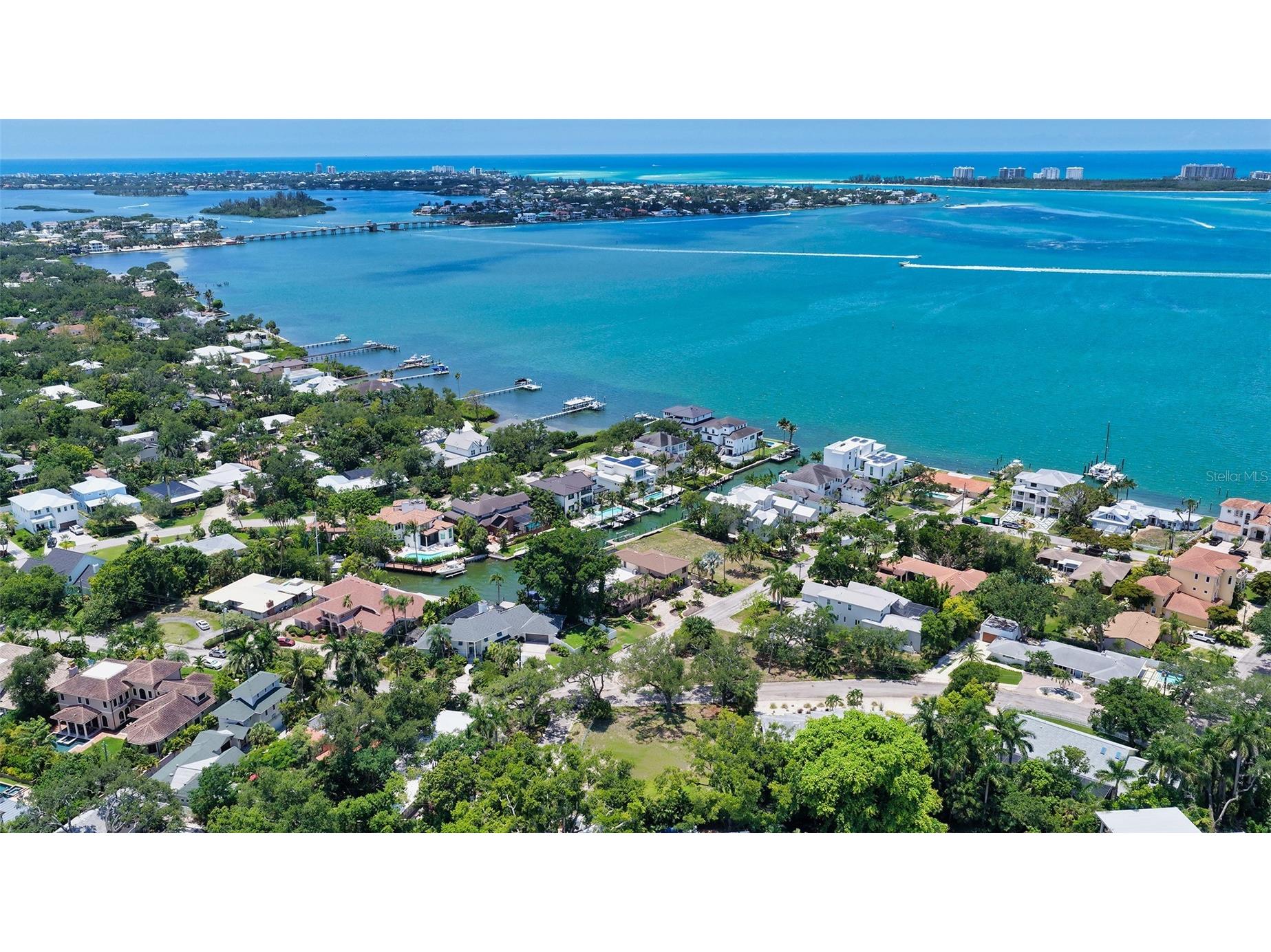 2155 Oriole Drive Sarasota FL 34239 A4697537 image16