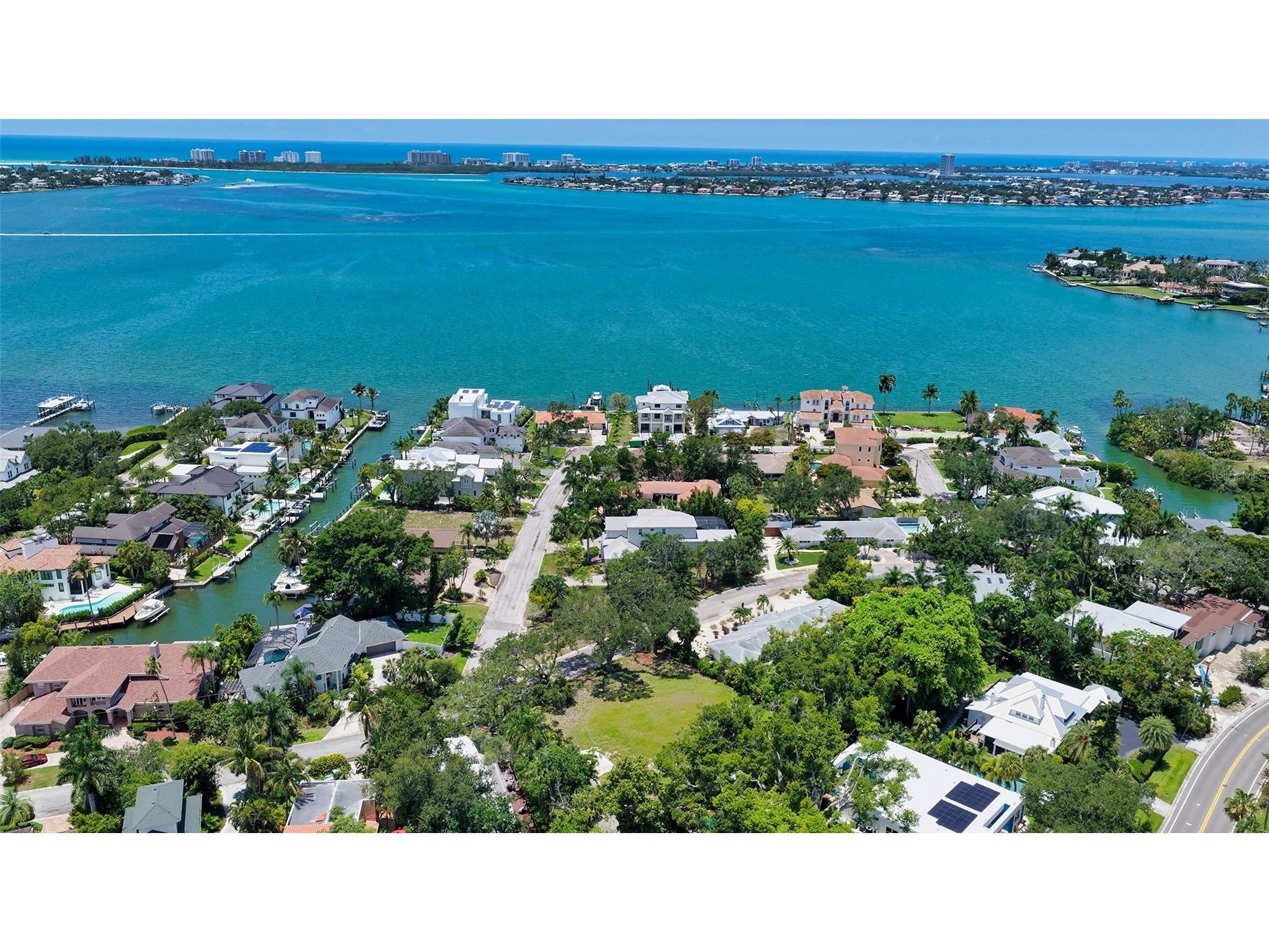 2155 Oriole Drive Sarasota FL 34239 A4697537 image8
